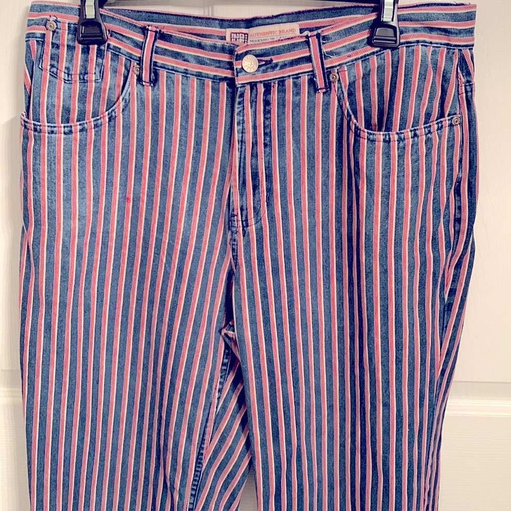 Cropped vintage jeans